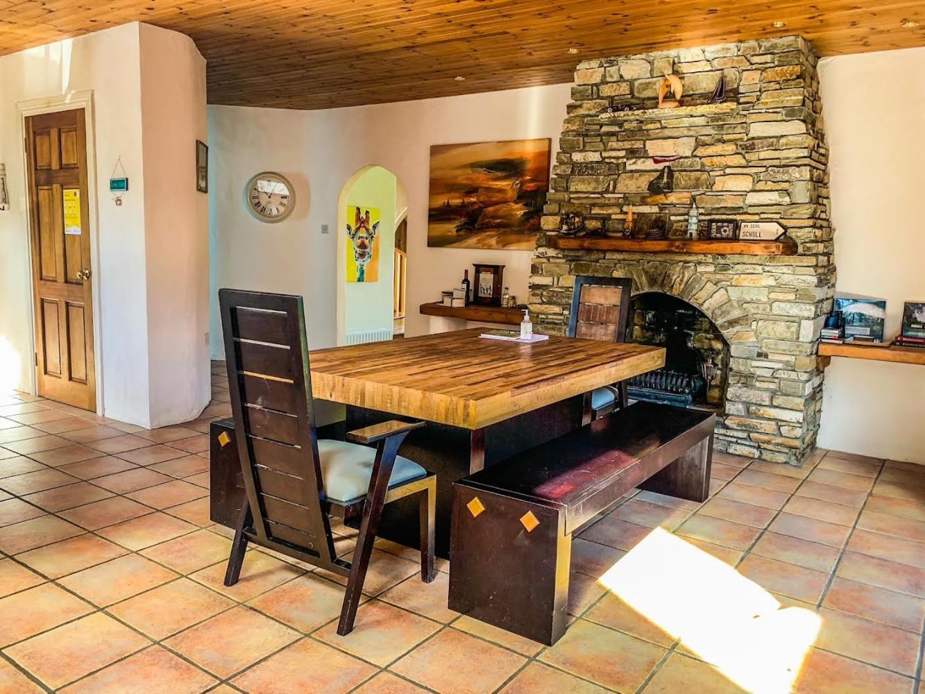 Seafort Seafront House With Own Private Pier In Gunpoint, Schull, West Cork 빌라 외부 사진