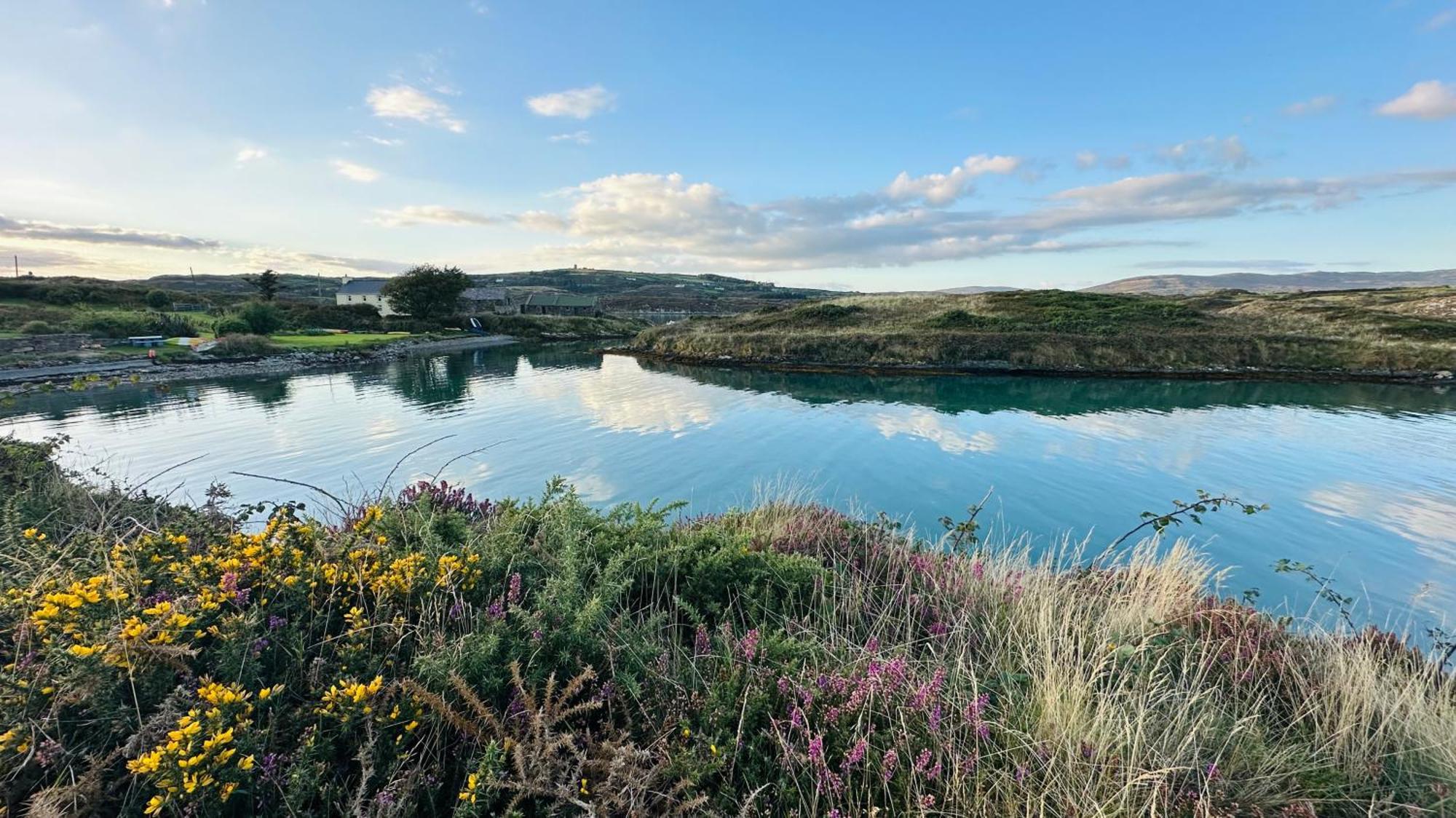 Seafort Seafront House With Own Private Pier In Gunpoint, Schull, West Cork 빌라 외부 사진