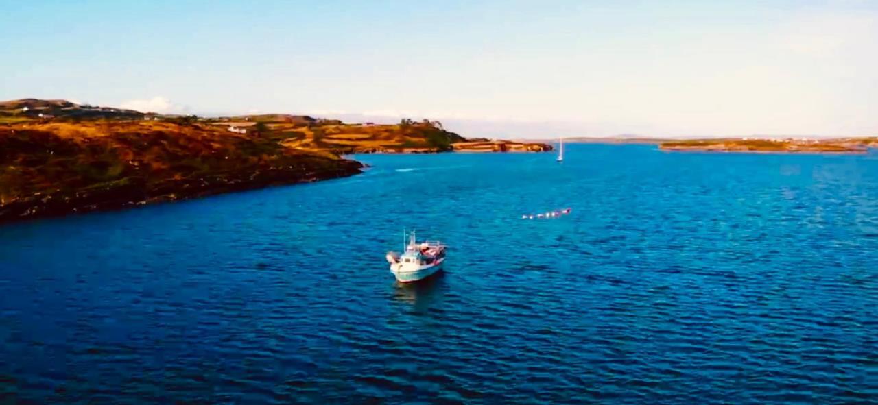 Seafort Seafront House With Own Private Pier In Gunpoint, Schull, West Cork 빌라 외부 사진