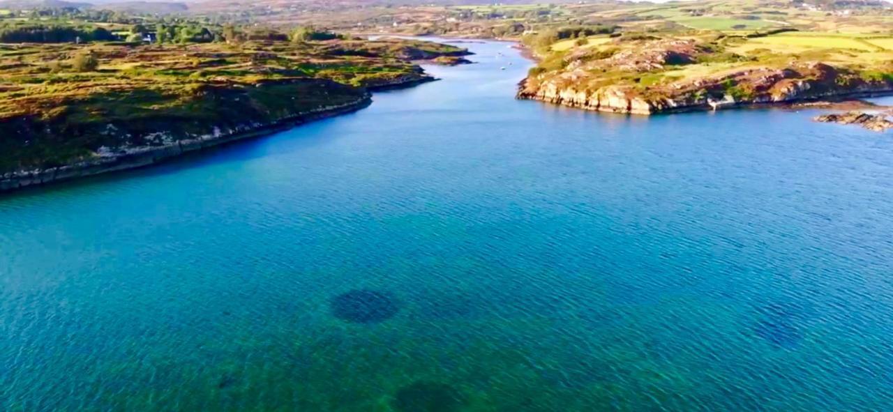 Seafort Seafront House With Own Private Pier In Gunpoint, Schull, West Cork 빌라 외부 사진