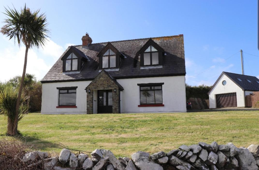 Seafort Seafront House With Own Private Pier In Gunpoint, Schull, West Cork 빌라 외부 사진