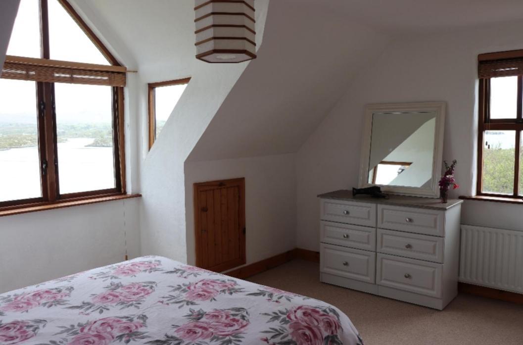 Seafort Seafront House With Own Private Pier In Gunpoint, Schull, West Cork 빌라 외부 사진