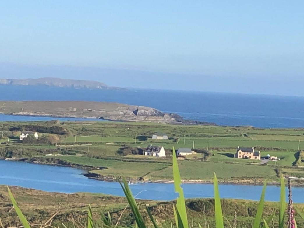 Seafort Seafront House With Own Private Pier In Gunpoint, Schull, West Cork 빌라 외부 사진